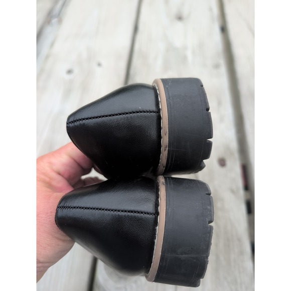 DV Dolce Vita Women's Crisp Slip on Lug Sole Black Penny Loafers Size 8 EUC - Picture 4 of 9